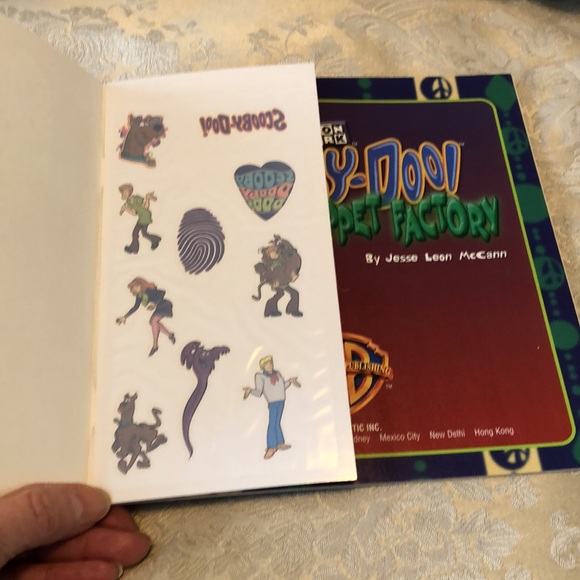 SCOOBY-DOO! & THE FANTASTIC PUPPET FACTORY - New Children’s- free tattoos - #242 - Picture 3 of 8